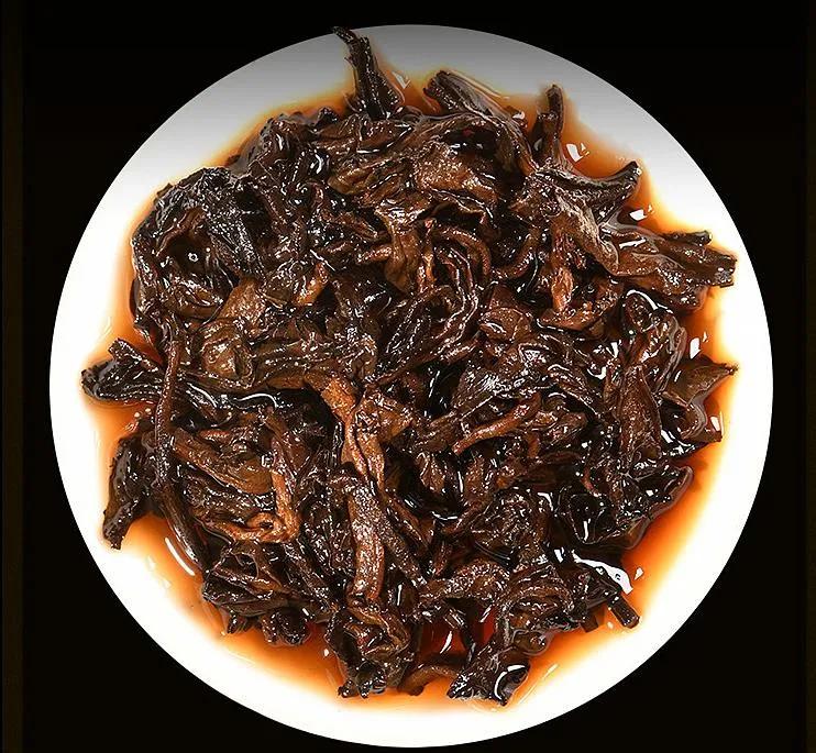 好茶测评|岁月雕刻的冰岛熟砖，喝它简单又舒适