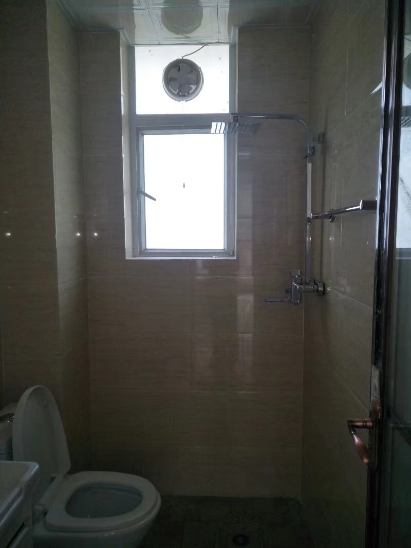 女生洗澡用沐浴露还是香皂好,用沐浴露洗澡还是用香皂洗澡好