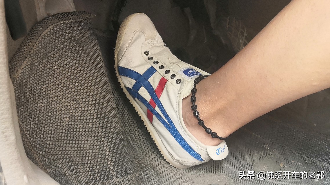 科目二如何控制好离合器小技巧,科目二怎么控制离合器