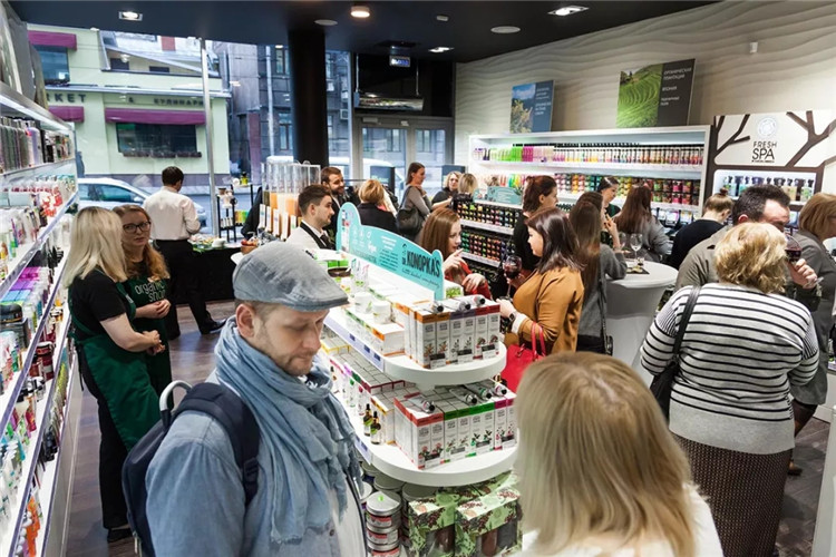 化妆品别总去日本、韩国！买张去海参崴的火车票，大牌基本都五折