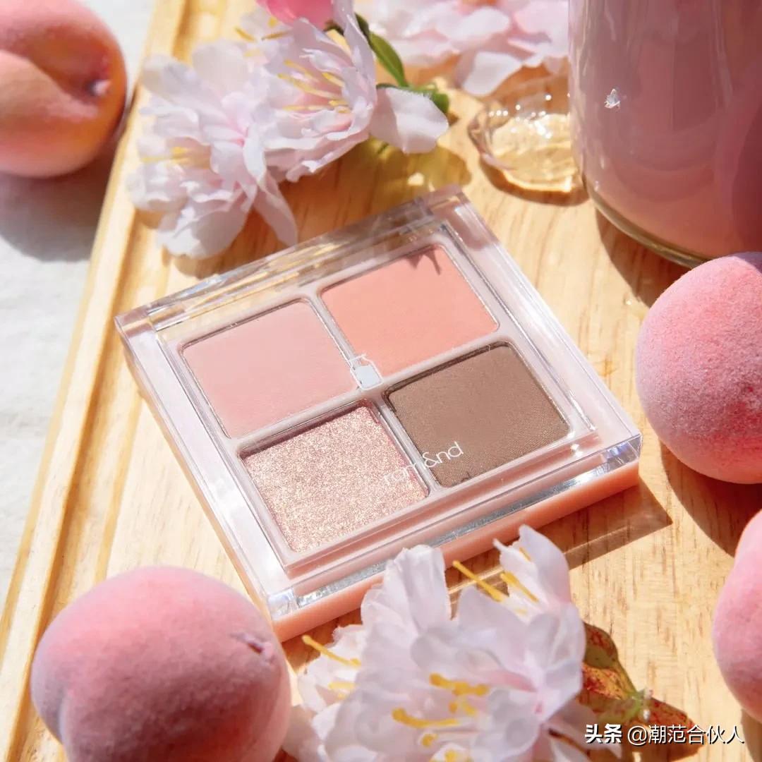 李佳琦omg这个产品也太好用了吧,李佳琦被称为美妆界的代名词