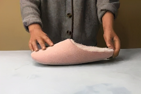 乳胶做枕头,用乳胶做的枕头