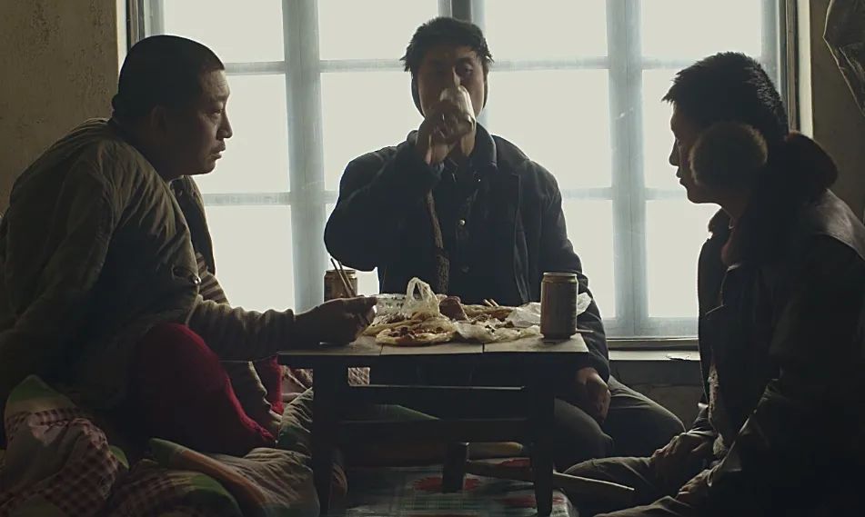 东北电影宇宙探秘：中国“铁锈区”有三张面孔…