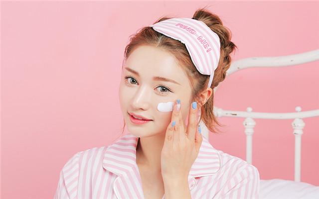 脸上痘坑变黑怎么修复,脸上皮肤凹凸不平怎么修复