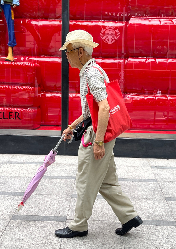 穿搭超级潮流的老爷爷,中国精神老爷爷潮流穿搭