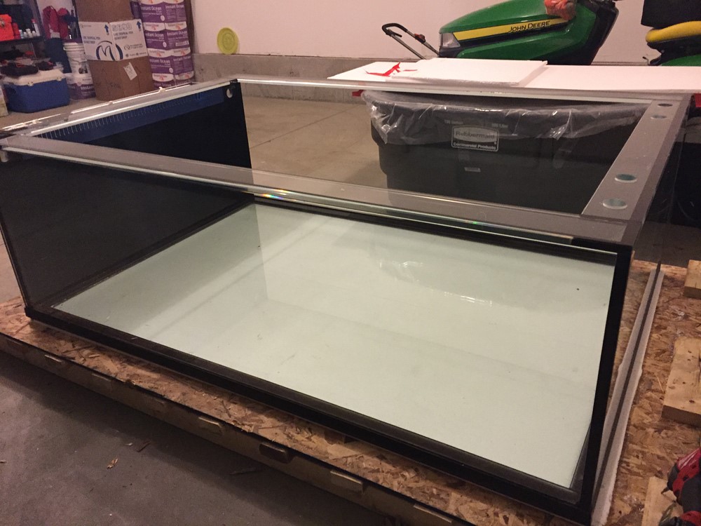 经典海水礁岩生态缸分享，180×120×60厘米三面观赏海缸