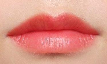 漂唇渐变唇操作手法,漂唇的时候唇边缘要怎么操作