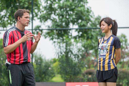 各大足球豪门的女明星,十大最美足球女星