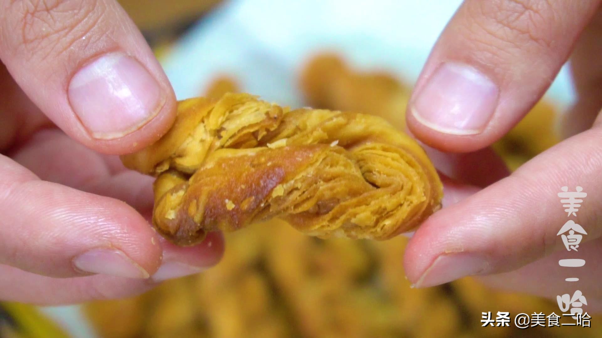 千层麻花酥六层,千层麻花炸出来特别吸油还不软