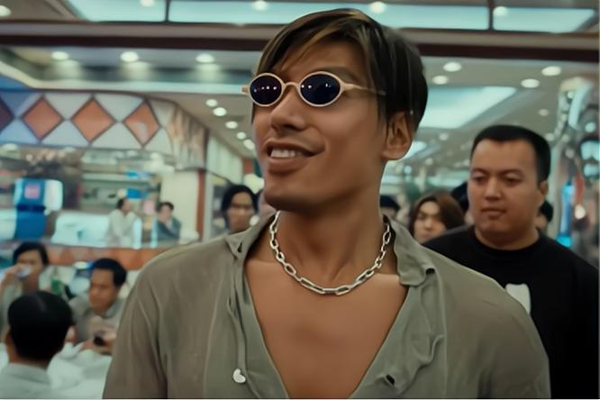 石班瑜是从哪一年给周星驰配音的,石班瑜除了周星驰还给谁配音了