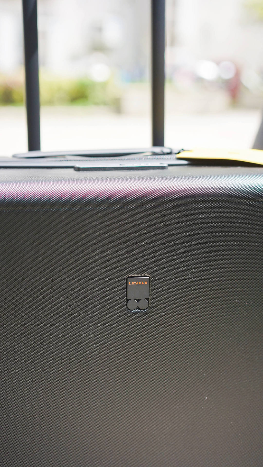 24寸地平线8号行李箱对比20寸评测,地平线8号行李箱24寸能装多少东西