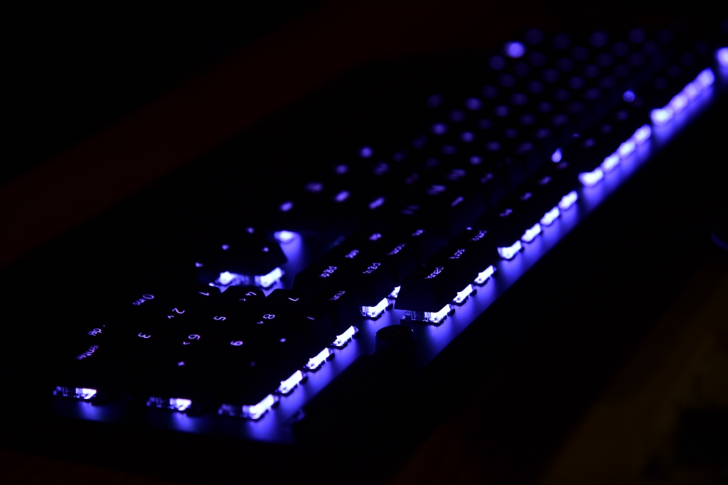 雷蛇黑寡妇v3黄轴键盘测评,雷蛇黑寡妇蜘蛛v3键盘测评