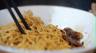 炕锅羊肉面最正宗做法,柴火灶大铁锅炖羊肉