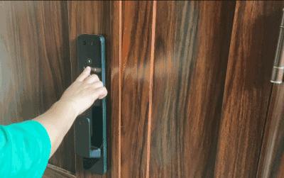 该不该用智能门锁,小米智能门锁pro门锁换电池