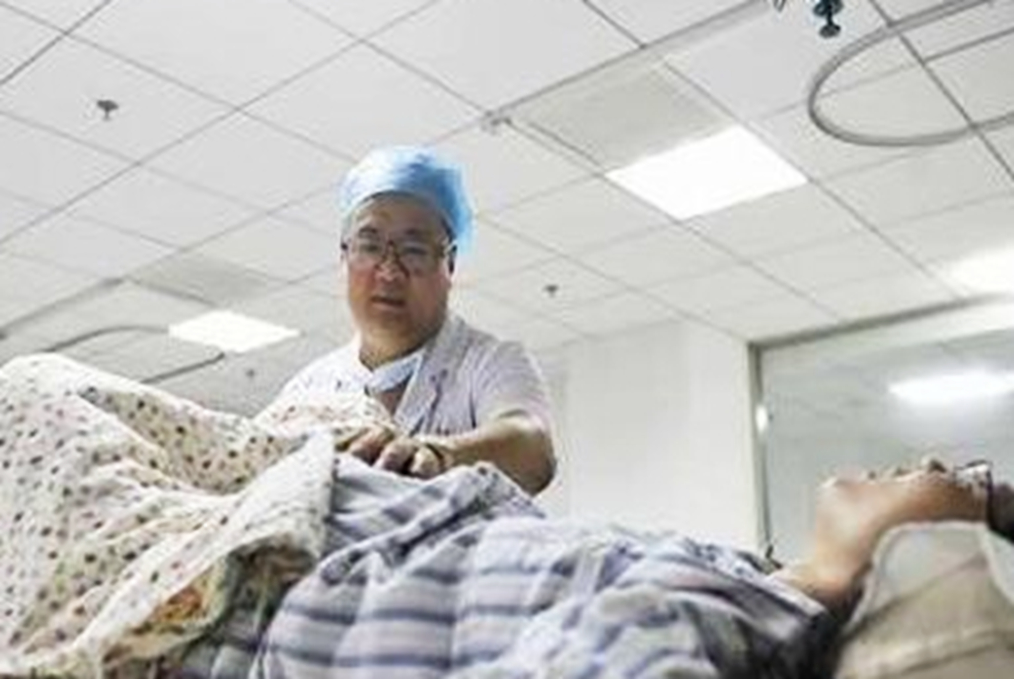 临产内检太尴尬?做过的阴超的孕妈表示:这都是“小场面”,不慌