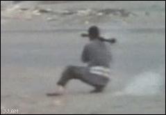 这才是*器武**的真实威力，比电视剧演的更惨烈