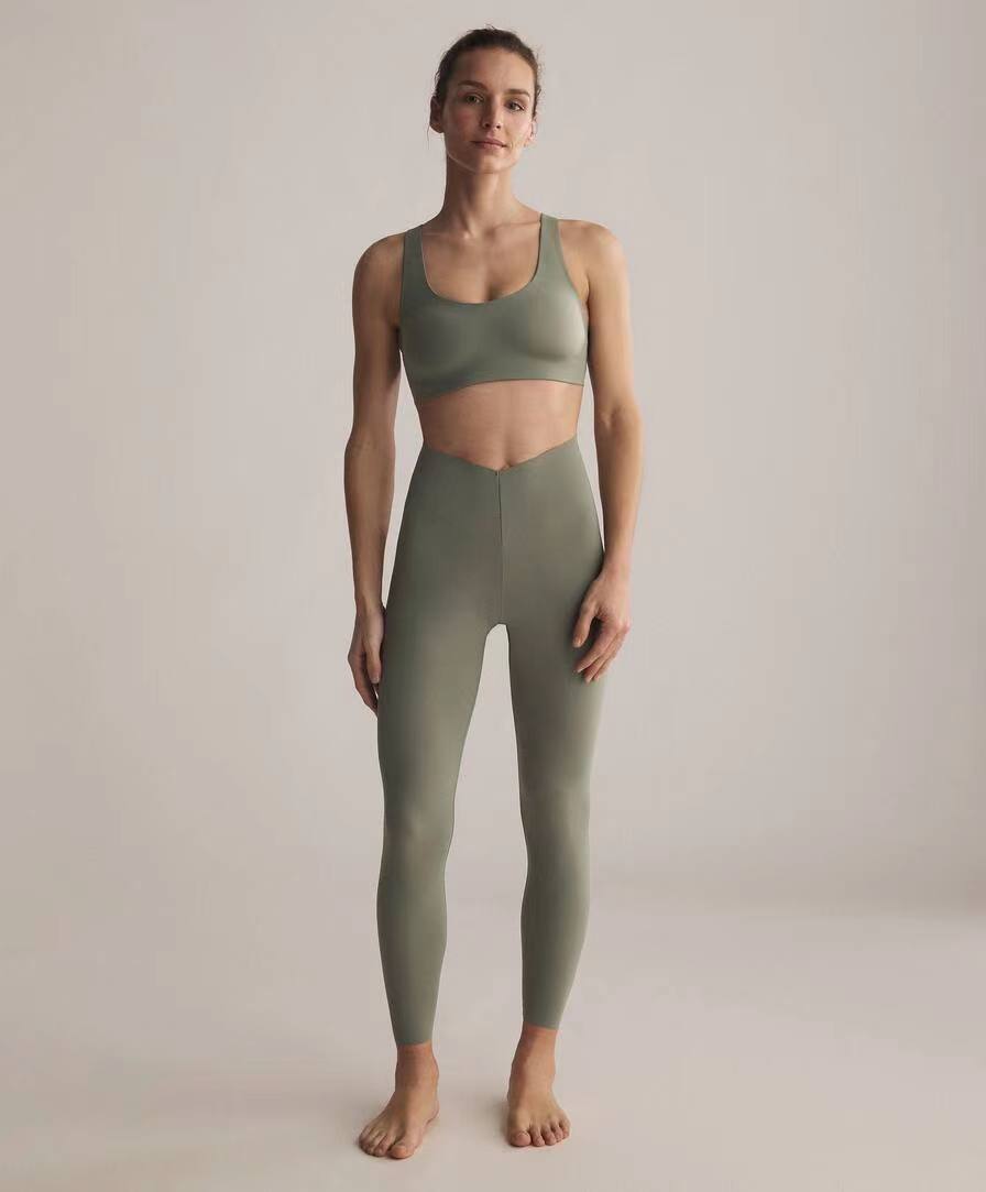 我们与众不同OYSHO女神节摩登快闪店正式登陆上海