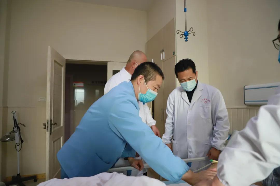 多次清创植皮,清创手术和植皮手术