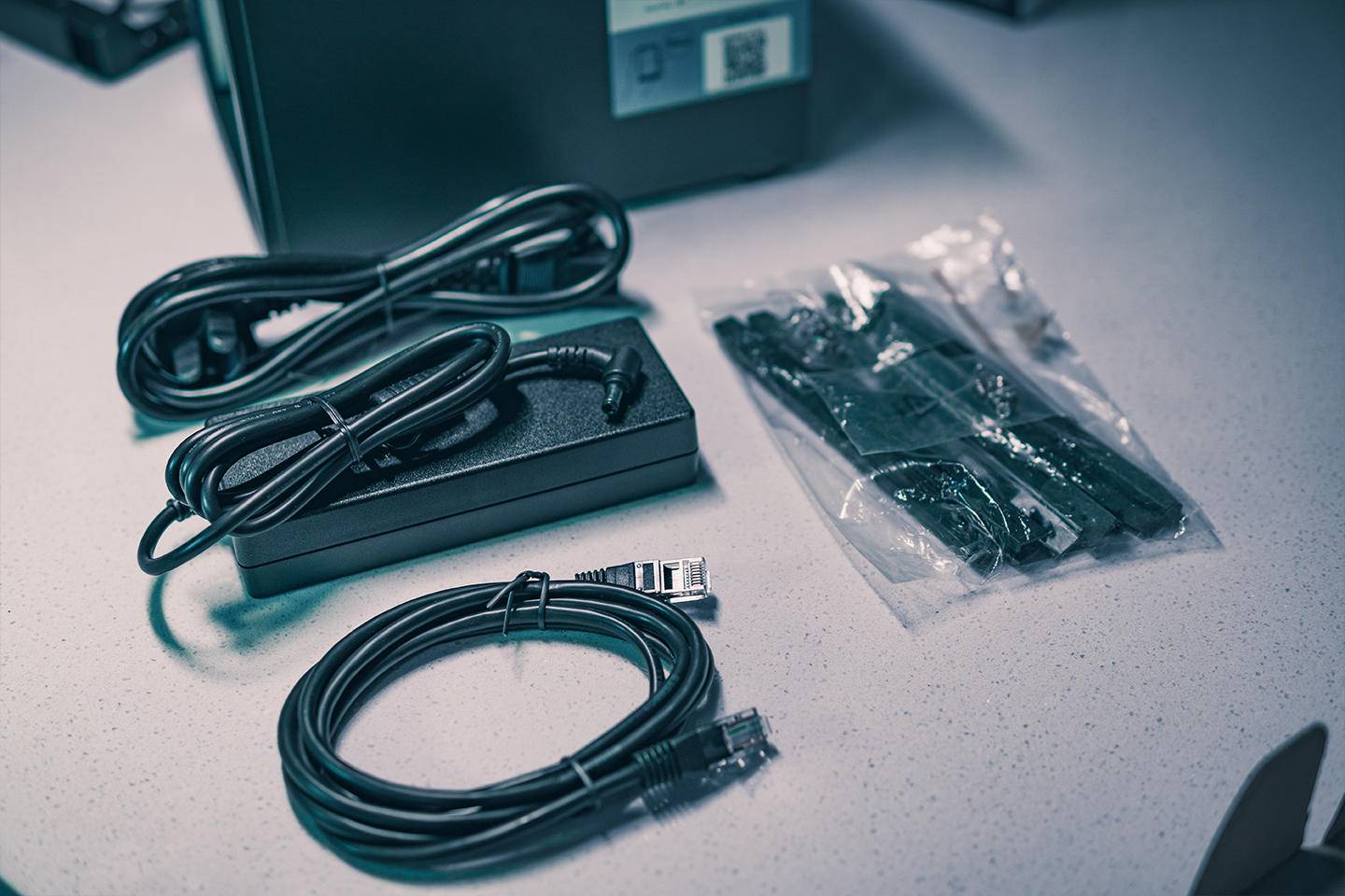 家庭娱乐影音中心，支持4K，威联通451D新人上手配置简介