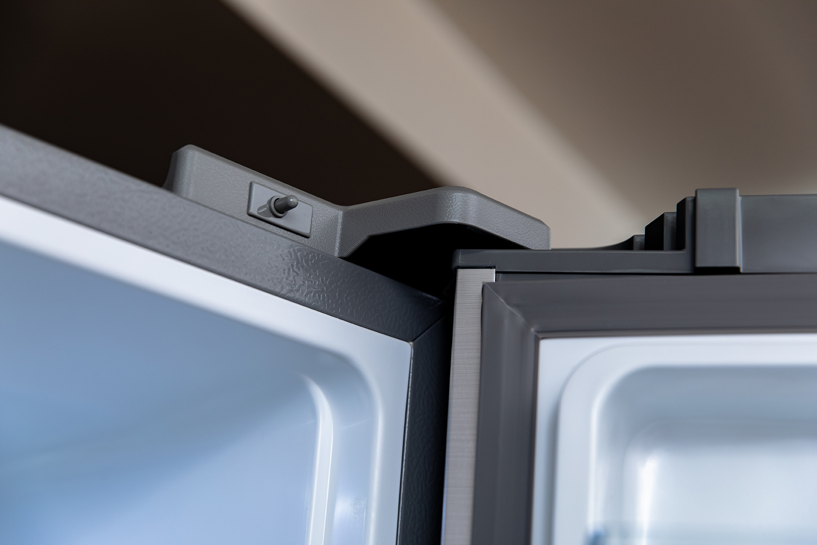 美的629冰箱费电吗,美的629冰箱是风冷吗