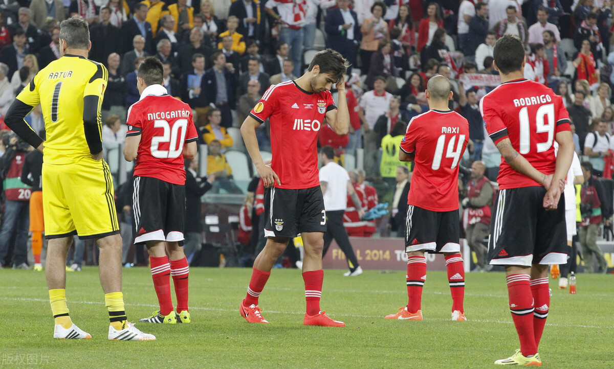 有鹰标志的足球俱乐部,世界各搏击俱乐部logo图片