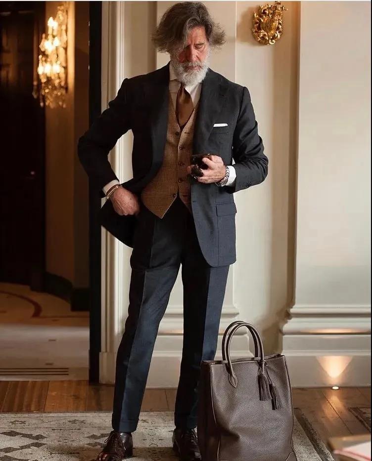 职场中年男士穿衣搭配,40岁男士如何穿显高级感