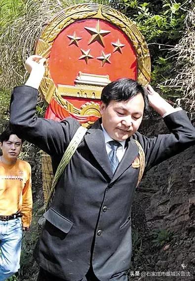 什么是国徽照片,什么是国徽证件