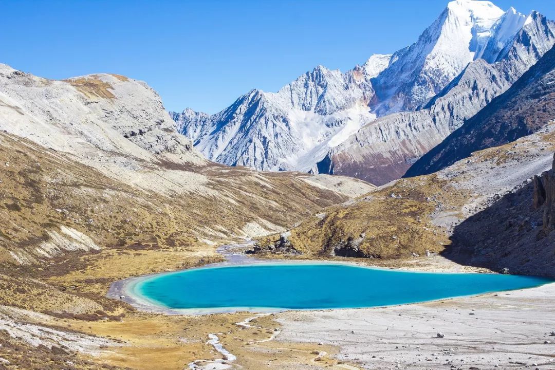 很值得去小住几日的地方,一个人适合去哪里旅行两天一晚