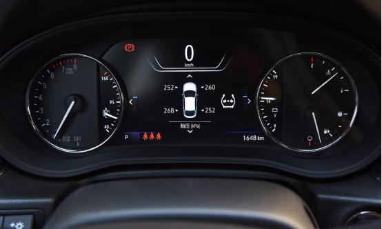 中型别克君威2.0t落地价,别克君威2021款552t精英真实油耗