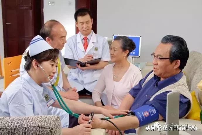 香港医院和诊所,香港公立医院是靠什么支撑