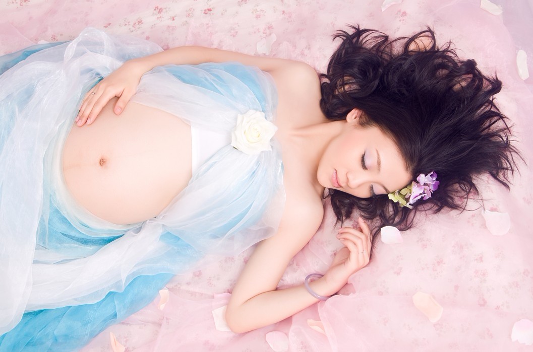 拍孕妇照穿什么鞋子,多少周拍孕妇照港风穿搭