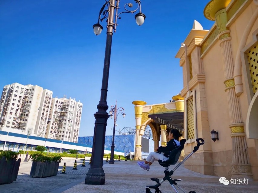 赌城简介,走进赌徒的内心世界