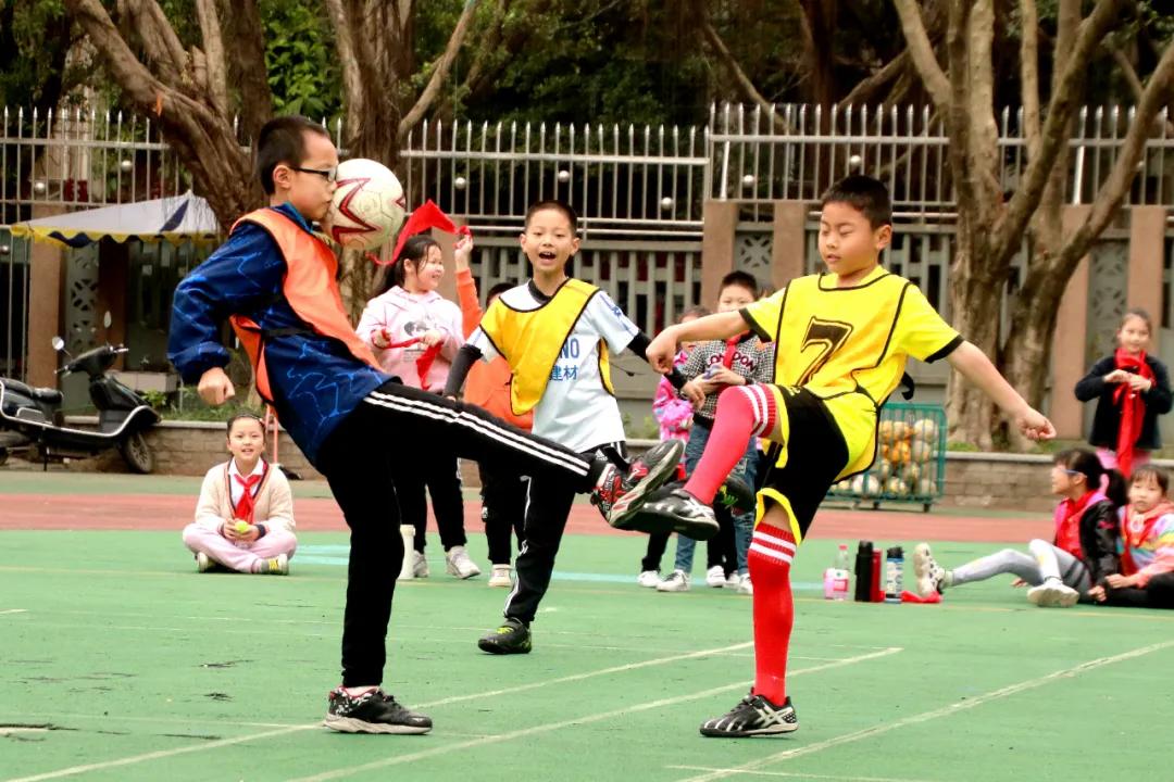 足球比赛大江苑队小学生,2023年大江镇小学生排球比赛