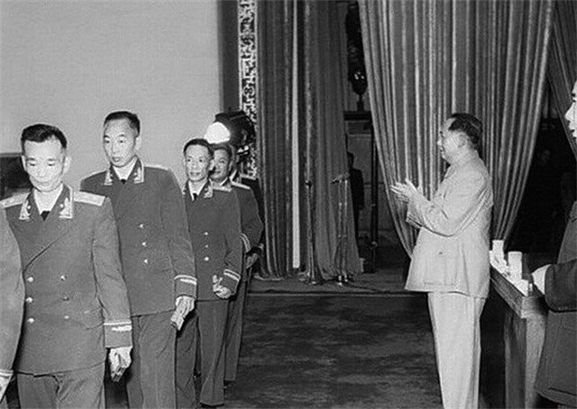 1955年授衔时，这位开国元帅诚恳请求毛主席：我最多是大将的军衔