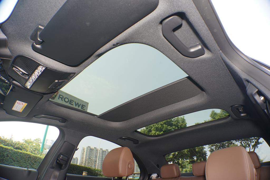 14款奔驰e级和18款奔驰e级对比,奔驰e级2024款对比奔驰s级