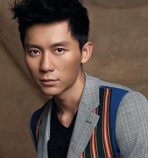 李晨送心形石头,李晨捡到一颗心形石