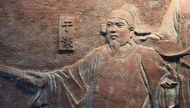 忠忠直直，终须乞食，奸奸狡狡，朝煎晚炒。于谦经典诗词书法作品