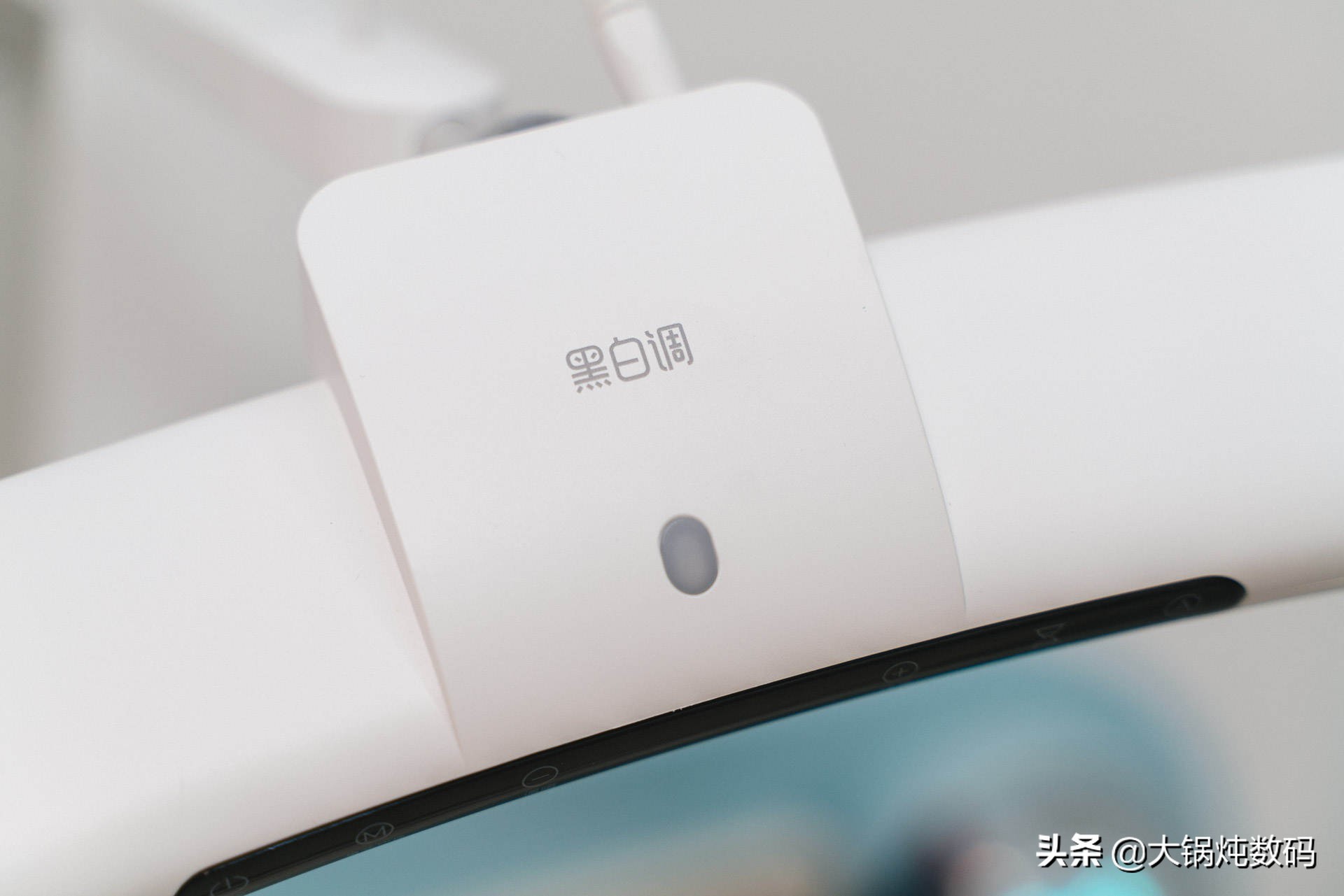 黑白调儿童学习桌星空款,儿童学习桌到底是不是智商税