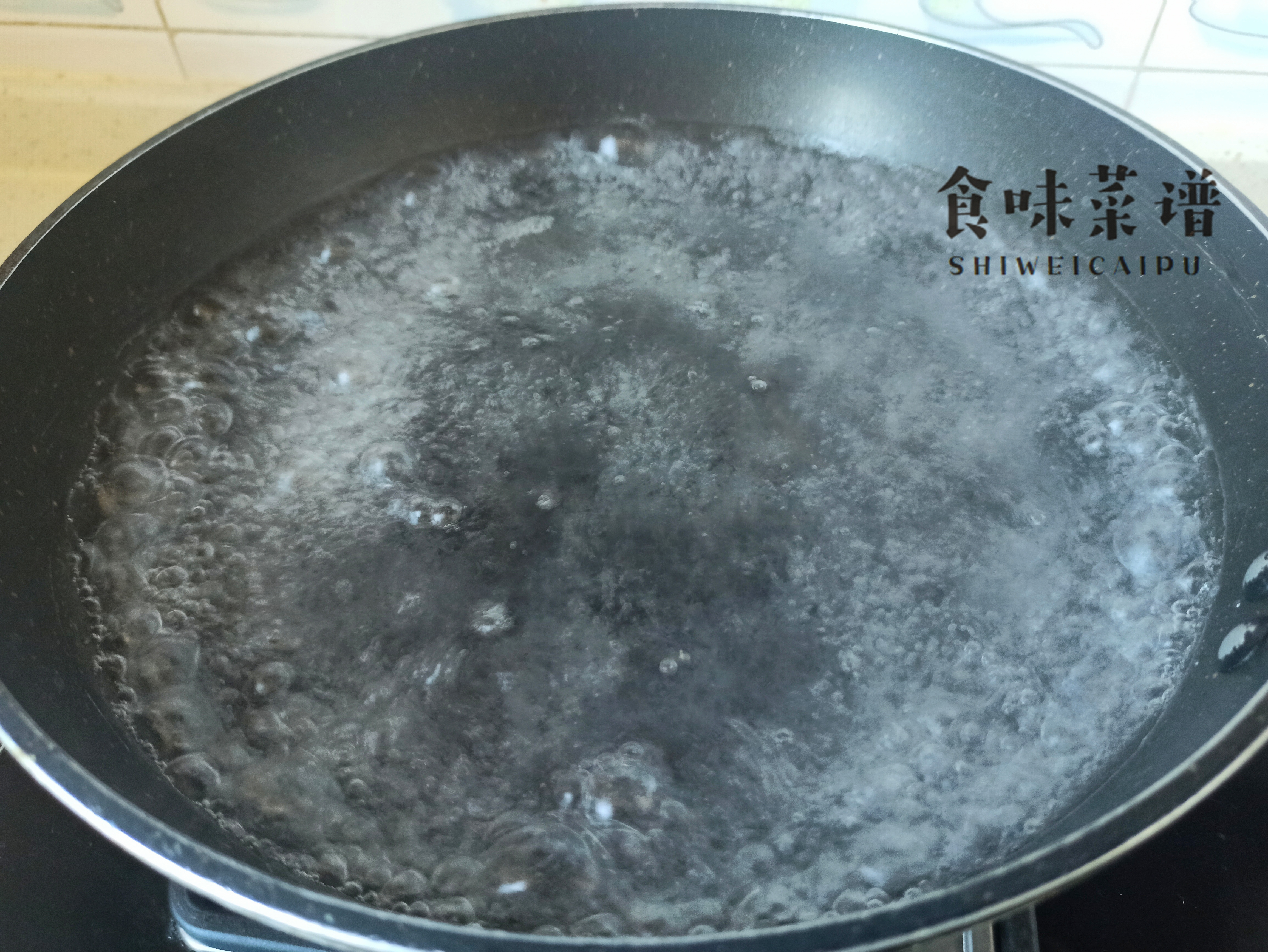 蒸茄子不变色的做法窍门,茄子要蒸多少时间才好吃