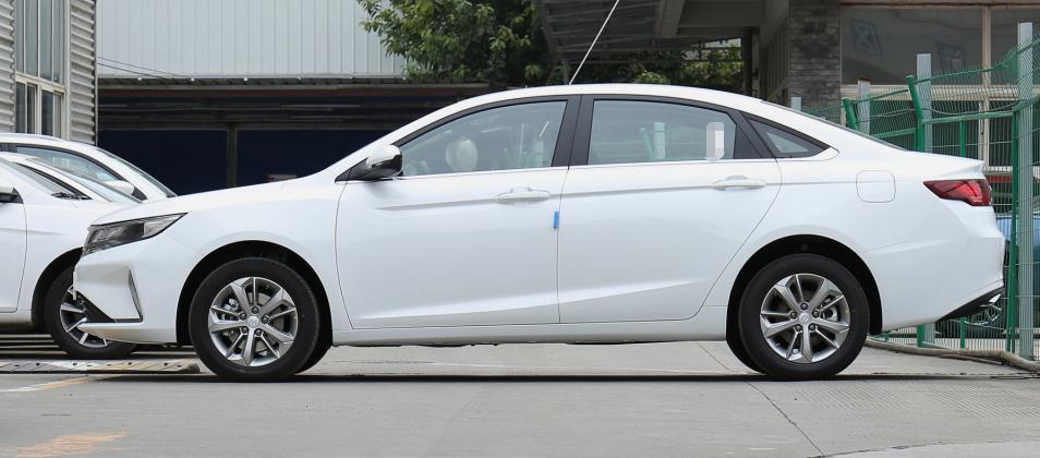 10万到20万最值得推荐车本田轿车,凯美瑞2.5和本田1.5t哪一个更省油