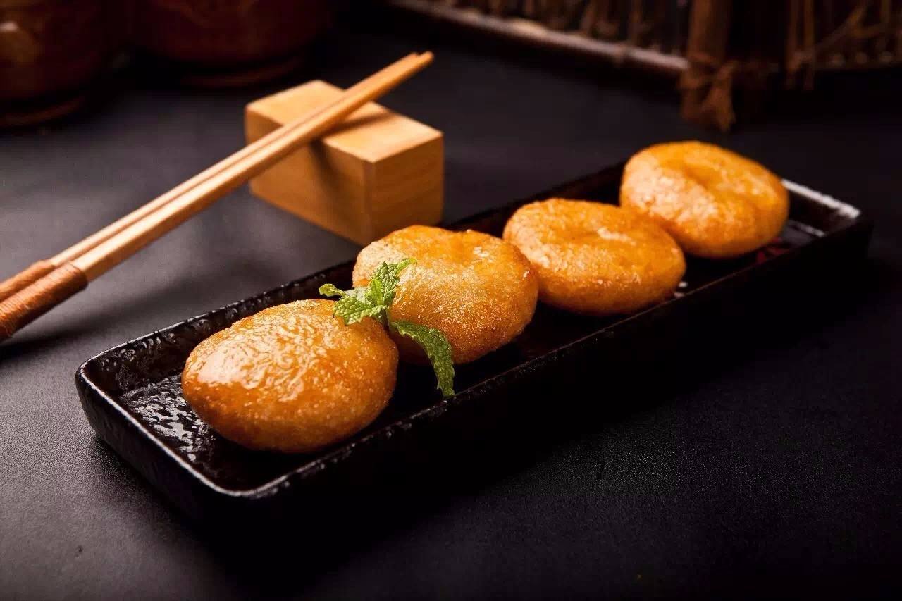 糖油粑粑怎么做才外焦里酥,糖油粑粑最正确做法外酥里糯