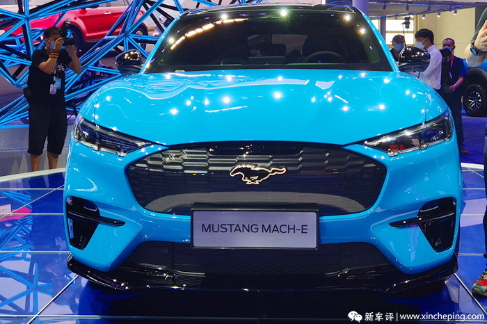 吉利星瑞和高尔夫8哪个更值得买,高尔夫和星瑞