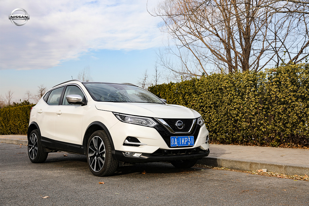 试驾新款东风日产逍客2.0,15万左右合资suv逍客试驾视频