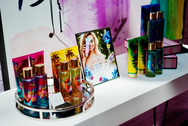 维密维多利亚的秘密官网,维密2010维多利亚的秘密