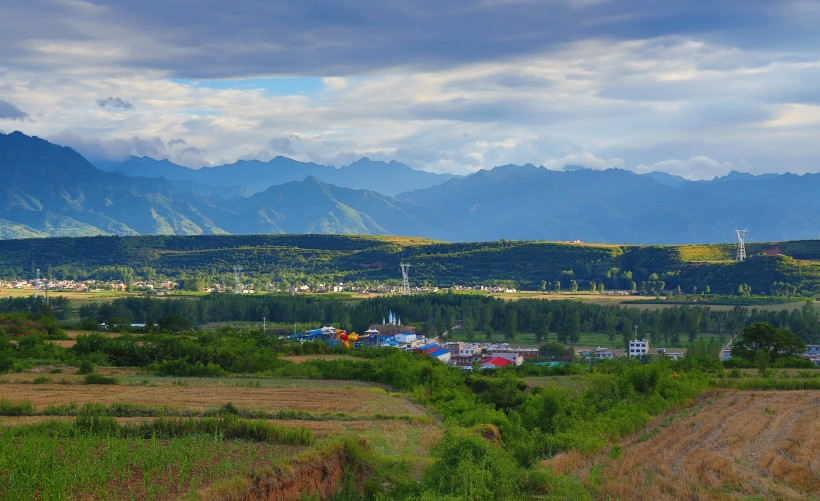 王维终南山游记,海南南山游记散文作文