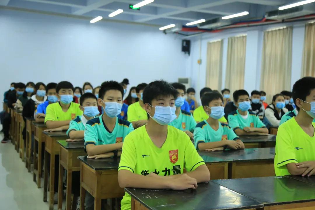 足球捐赠仪式活动策划方案,足球捐赠公益项目