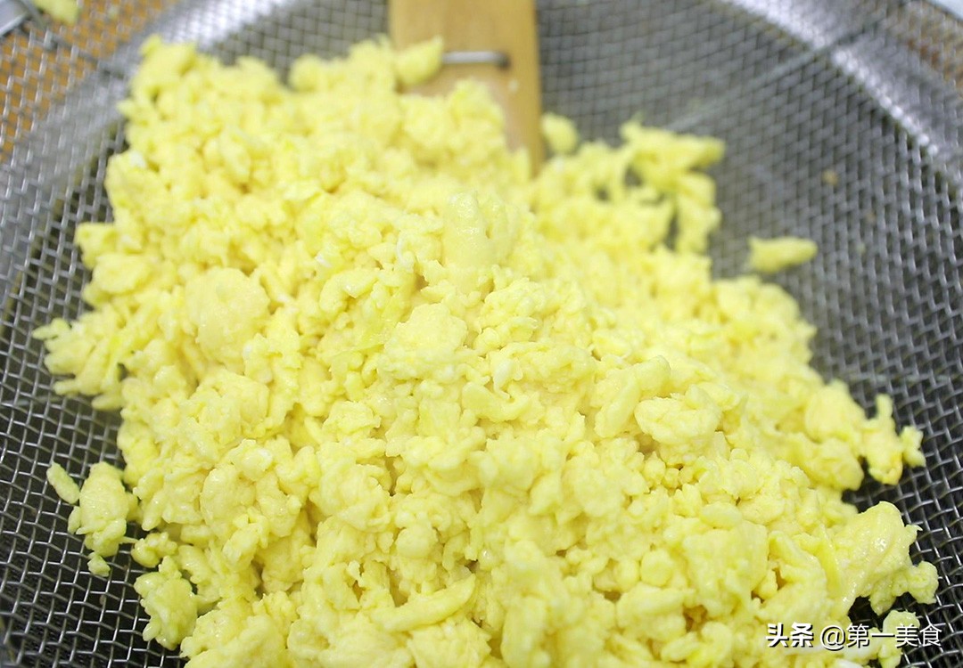 在家制作简单的拌饭酱,学会这3种下饭酱的做法