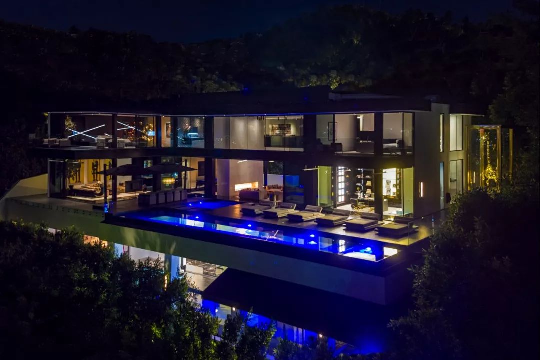 上千亿的顶级豪华别墅,最豪华的高科技别墅