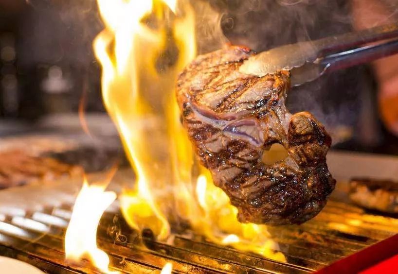 坪山区5星酒店里吃圣诞大餐！158元1大1小，圣诞火鸡、海鲜、烧烤