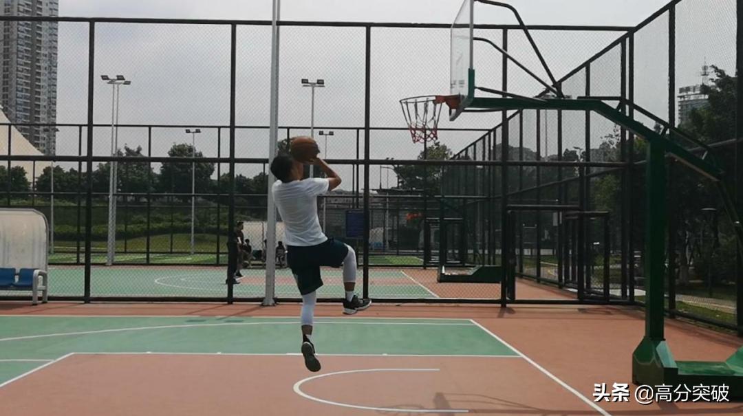中考体育项目居家锻炼指南⑥|动图+分析，手把手教篮球练习技巧